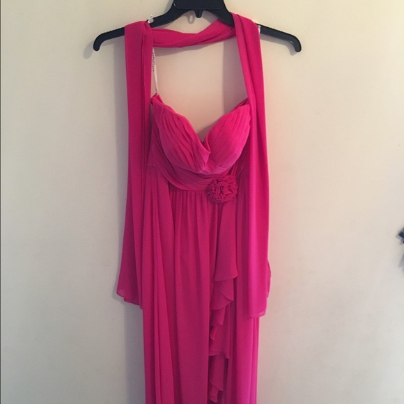 Women's Formal gown - Picture 1 of 3