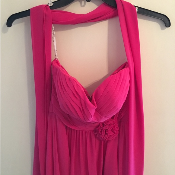 Women's Formal gown - Picture 2 of 3