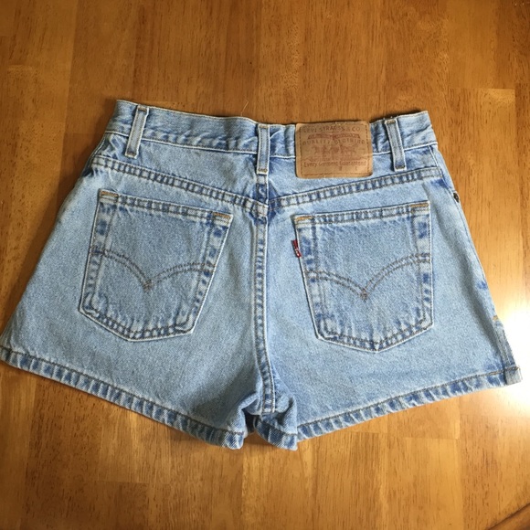 Vintage high wasted Levi's shorts