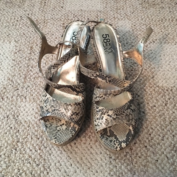 ** TRADED** Leopard print wedges