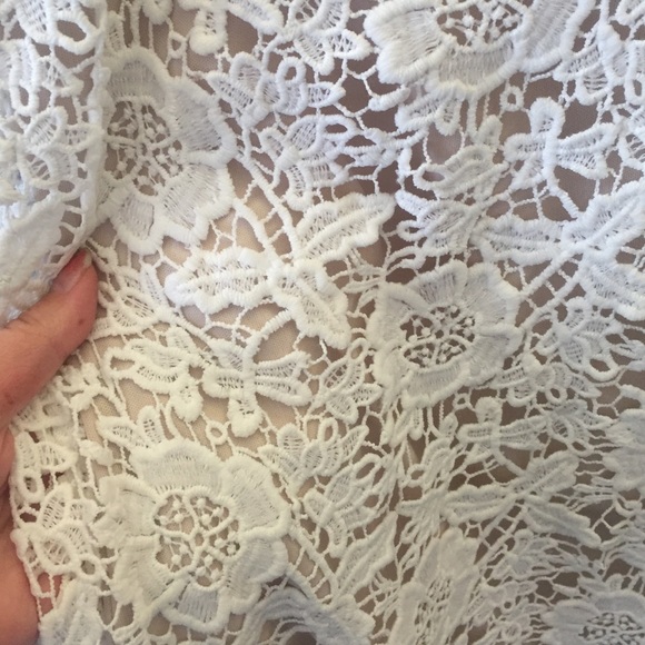 Lace maxi dress - Picture 2 of 5