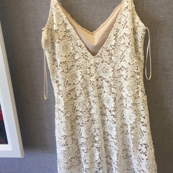 Lace maxi dress - Picture 3 of 5