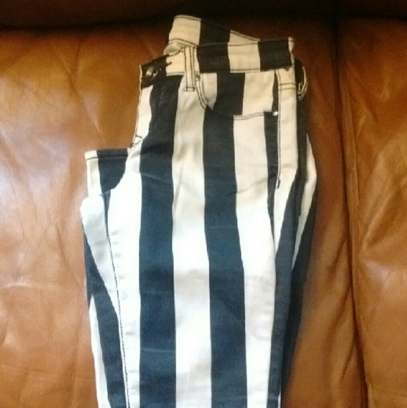 Black and white pants