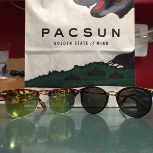 2 pairs of women's classes from pacsun