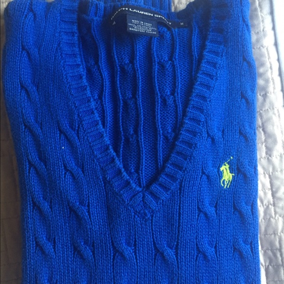 V neck women's Ralph Lauren sweater