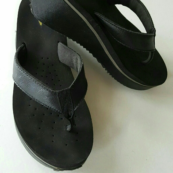 Rocket Dog Wedge Black Flip Flops