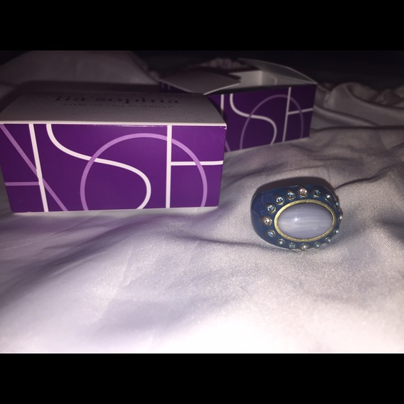 Lia Sophia size 10 ring
