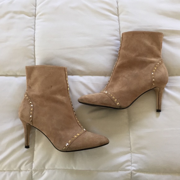 Sold!!! ZARA Suede Booties! 🎀