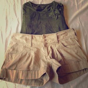 ‼️CLOSET CLOSING‼️ Express shorts