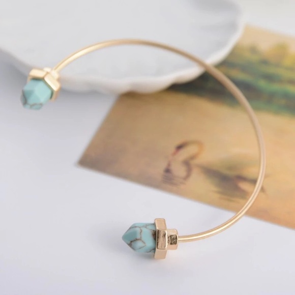 Jewelry - 💟Gold Faux Marble Bangle Bracelet💟