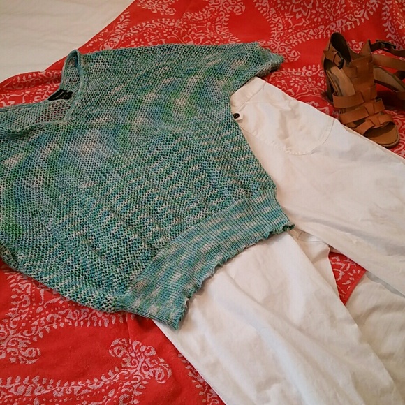 Sparkly Summery Sweater, Size 22/24