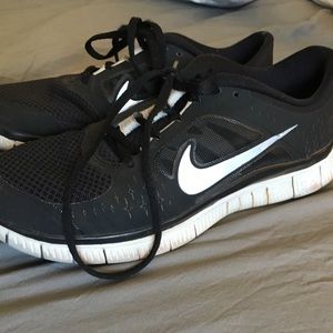 Nike free runs