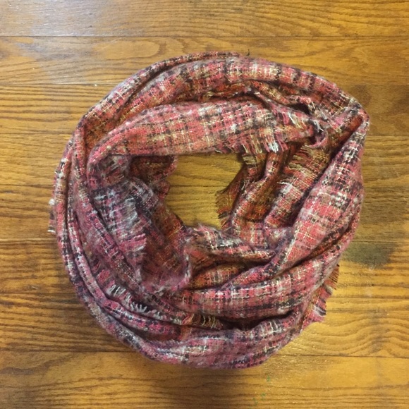 Coral multi colored infinity scarf - Picture 1 of 2