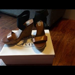 Steve Madden wedge