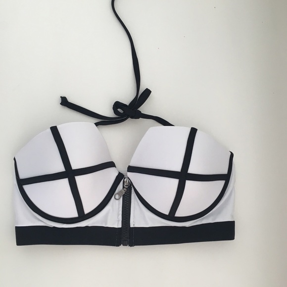 black and white bikini top.