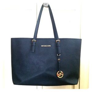 Michael Kors tote bag with laptop pocket