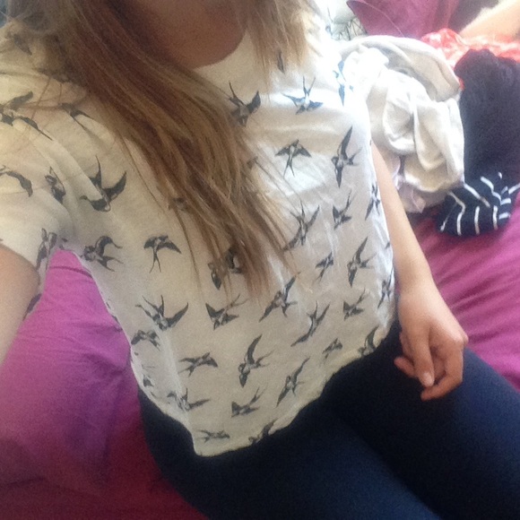 Semi cropped top