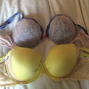 Bundle of Victpria secret bras