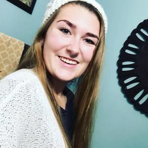 Meet your Posher, Alyssa