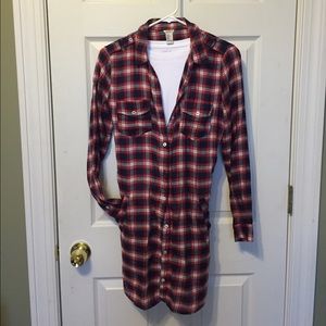 Blue and red plaid dress with pockets!