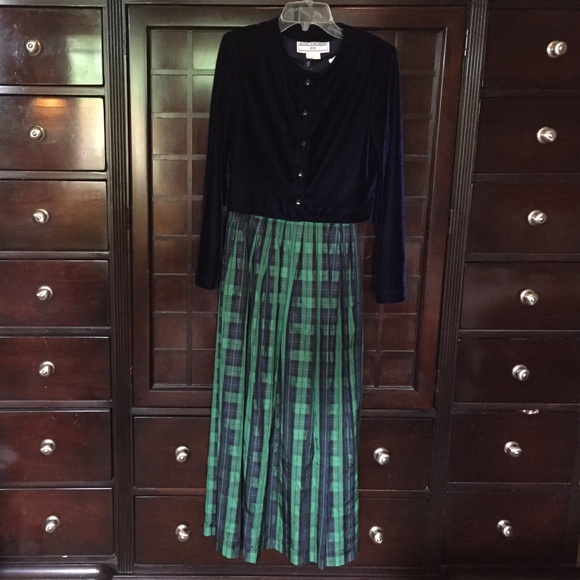 Jessica Howard holiday dress