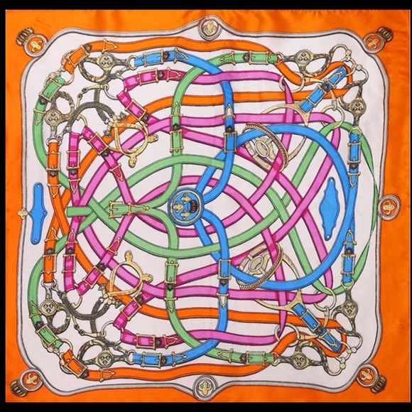 ⚠️NEW⚠️100% SILK SCARF - Picture 2 of 2