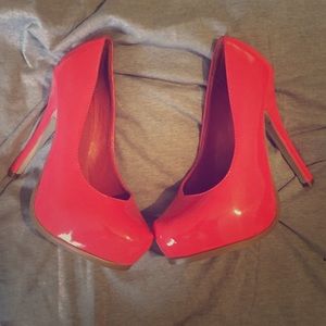 Coral Platform Pumps