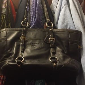 Classic coach in black