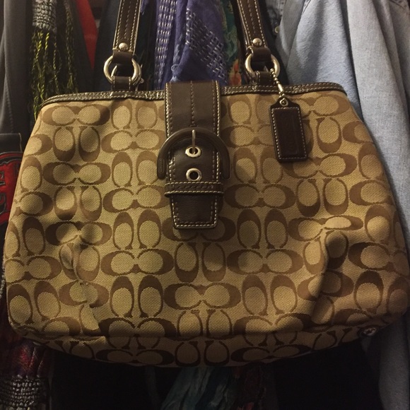 Classic Coach tote