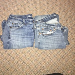 2 pairs of American Eagle blue jeans!