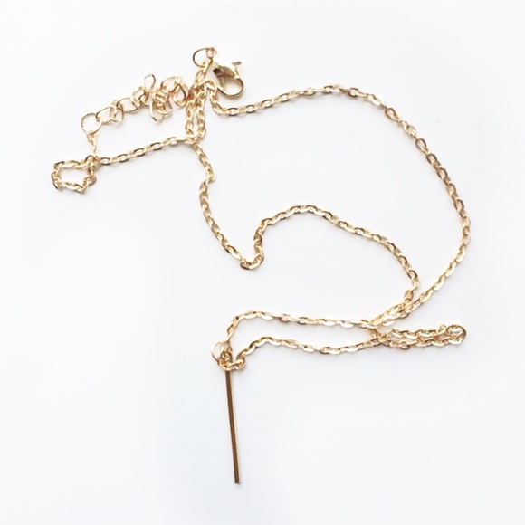 Vertical Gold Bar Necklace - Picture 2 of 3