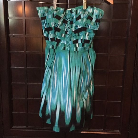 Strapless Bebe dress