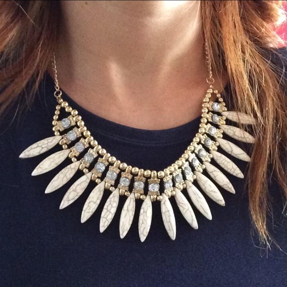 Boho Stone Gold Statement Necklace. - Picture 3 of 3