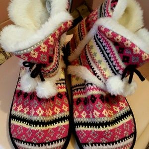sox tab slippers sox tab like new sox tab indoor outdoor slippers sz 5 sox tab slippers sox tab like new sox tab indoor outdoor slippers sz 5