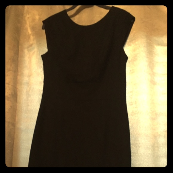 NWT limited black collection sheath dress size 6