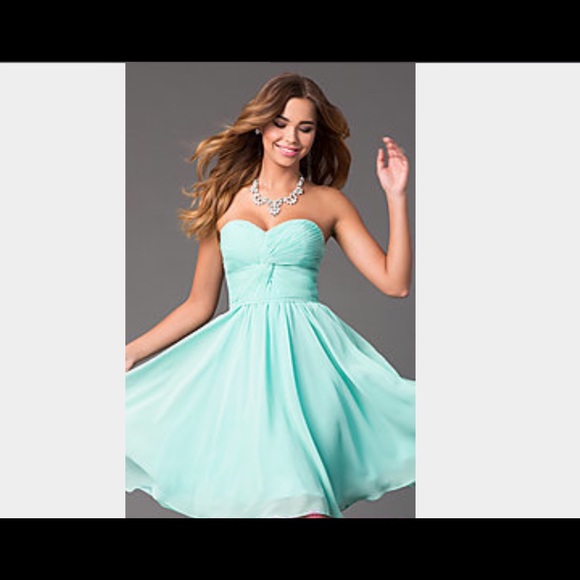 Short Aqua formal