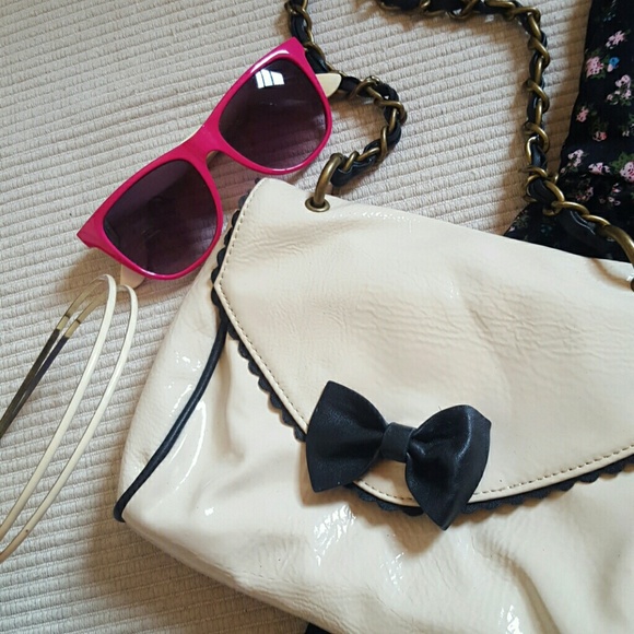 Another Amazing Bundle! - Picture 3 of 4