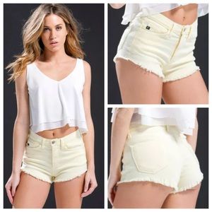 NEW XS 24 pastel yellow high waisted denim shorts