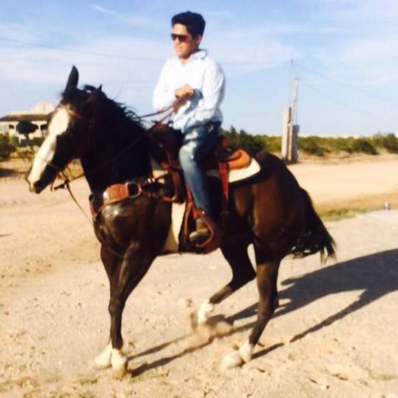 Meet your Posher, Aaron - Picture 1 of 1