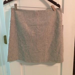 Banana Republic gray skirt