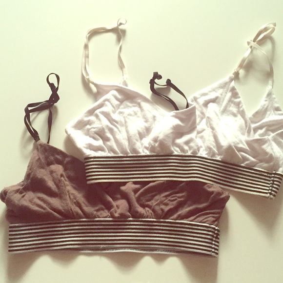 2 bralettes