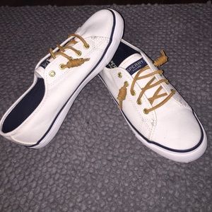 Sperry Seacoast Canvas Sneakers