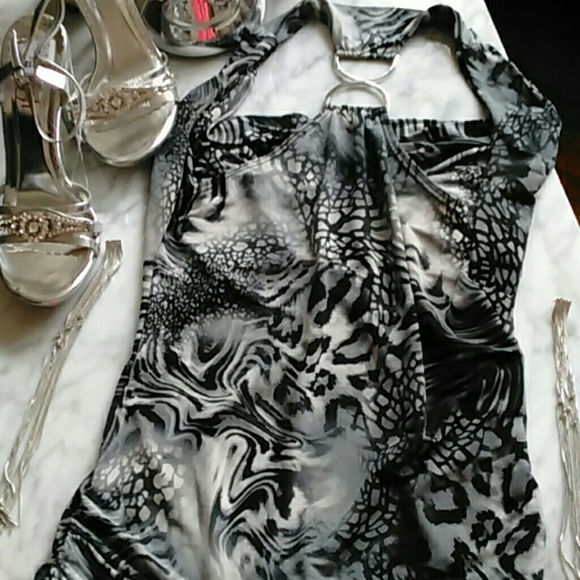 Deb's Animal Print Top Size Small, Name brand Kiwi - Picture 3 of 4