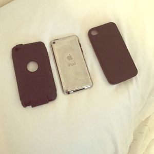 iPod + cases