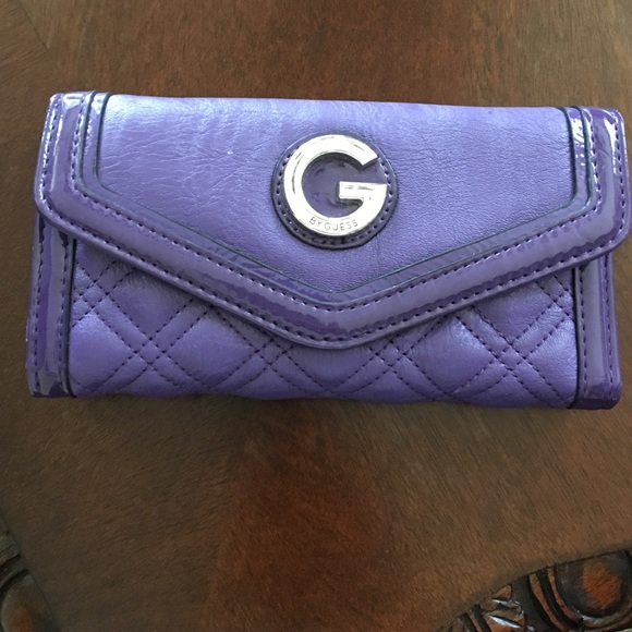 Guess wallet