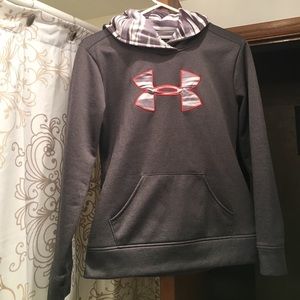 GREAT DEAL 🔷🔷 Under Armour hoodie girls youth XL