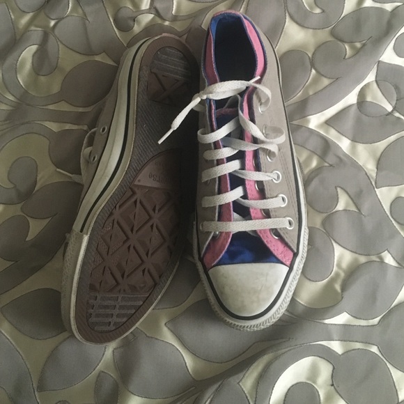 Multi colored converse - Picture 2 of 2