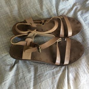 Ash "Orchid" low-heeled leather sandals