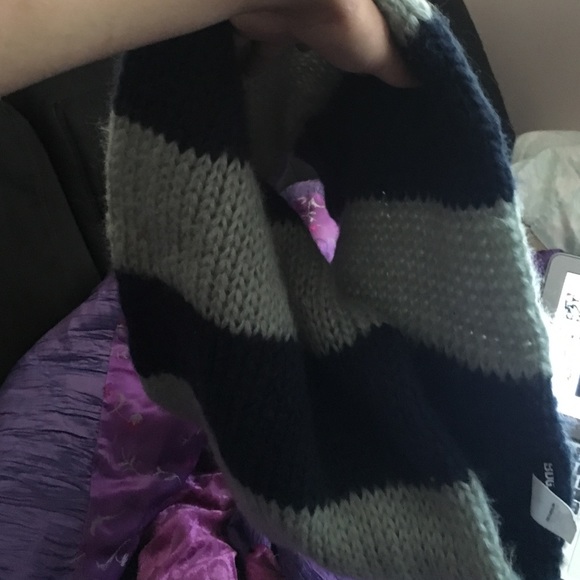 Urban Outfitters scarf
