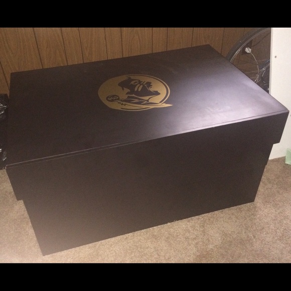 Shoe boxes - Picture 2 of 2